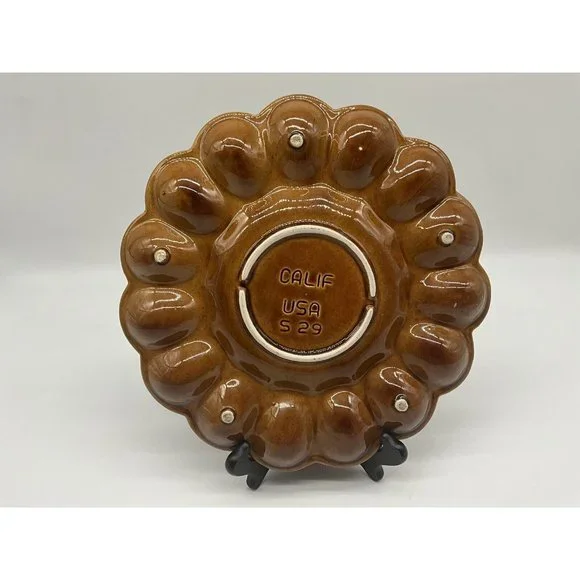 California Pottery Golen Brown Deviled Egg Plate, Made in USA - Picture 12 of 16